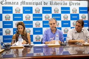 Câmara cria comissão para acompanhar financiamento de R$1,1 bi do corredor Leste-Oeste; secretário é convidado a depor