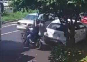 Dois homens furtam apartamento no Jardim Palma Travassos; moradores registram alerta