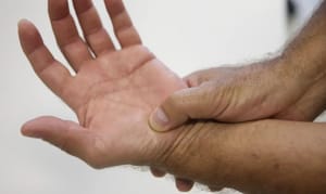 Governo amplia políticas públicas para fibromialgia e cria rede de atendimento pelo SUS