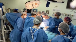 Quarta etapa de preparação para separação de gêmeas siamesas é concluída em Ribeirão Preto