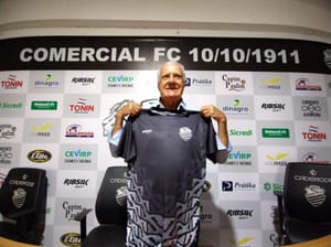 Comercial perde virada para o São Caetano, demite técnico e confirma retorno de Pinho