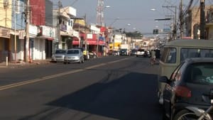Área Azul volta a operar na Avenida Dom Pedro I e comerciantes comemoram maior fluxo