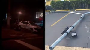 Carro derruba poste e interdita cruzamento na zona Sul de Ribeirão Preto