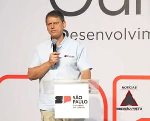 Governador Tarcísio visita Jaboticabal e Barrinha em agenda da Caravana 3D nesta quinta