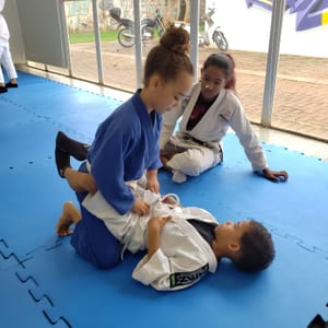 Sertãozinho recebe etapa de jiu-jitsu para crianças e adolescentes neste domingo