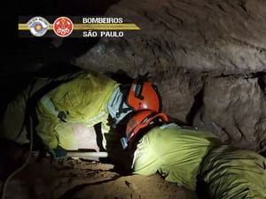 Famílias da tragédia na gruta de Altinópolis seguem à espera de indenização