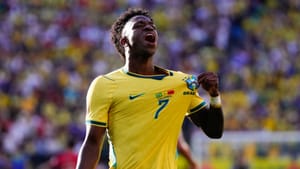 Brasil empata com Marrocos na estreia da Copa; Vini salva seleção e Ancelotti não quis mudar o jogo