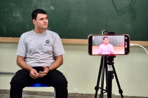 Documentário da EJA mostra histórias de recomeço e será lançado nesta quarta em Ribeirão Preto