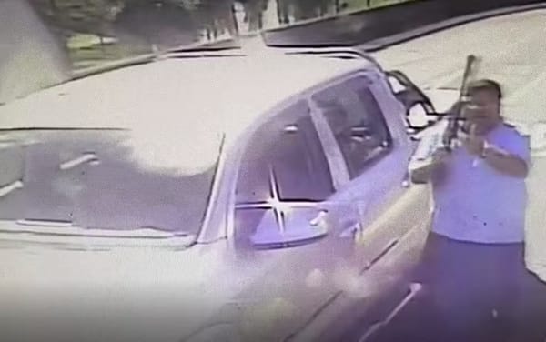 Homem provoca tumulto com arma de Airsoft em shopping de Ribeirão Preto e é detido pela polícia