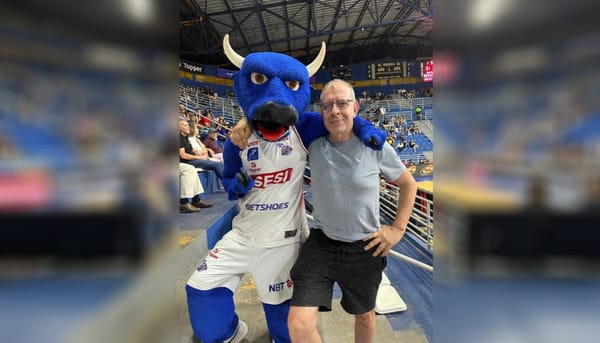 Aos 71 anos, francano lança projeto musical que celebra memórias da cidade natal