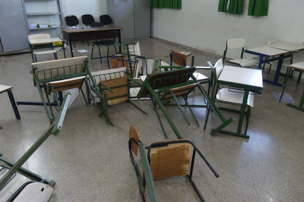 Prefeitura de Pitangueiras culpa população por furtos após denúncia de obra abandonada e expõe falhas graves de gestão em Pitangueiras